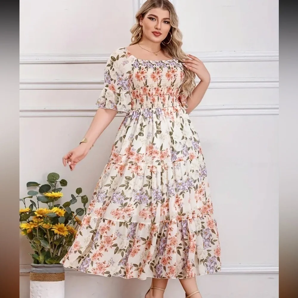 - NEW Floral Romantic Floral Square  neckline smocked Maxi plus  2X🌸BG1 - Picture 4 of 5